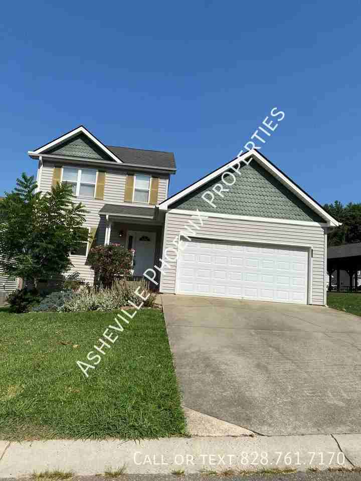 105 Woodcreek Cir - Photo 2 of 18