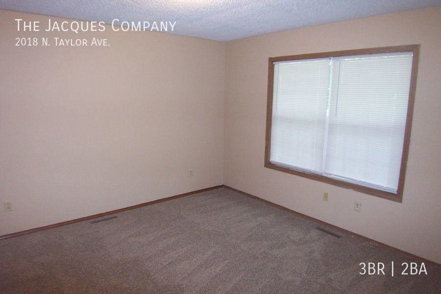 2018 N Taylor Ave - Photo 4 of 11