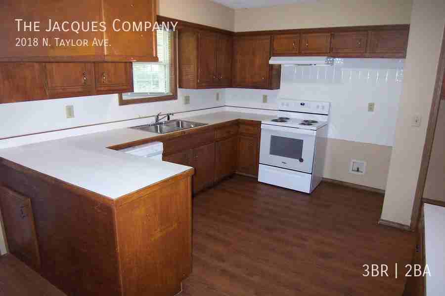 2018 N Taylor Ave - Photo 6 of 11