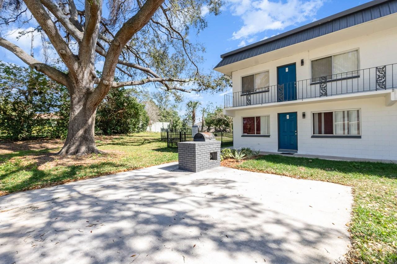 Aqua Apartment Homes - Photo 6 of 50
