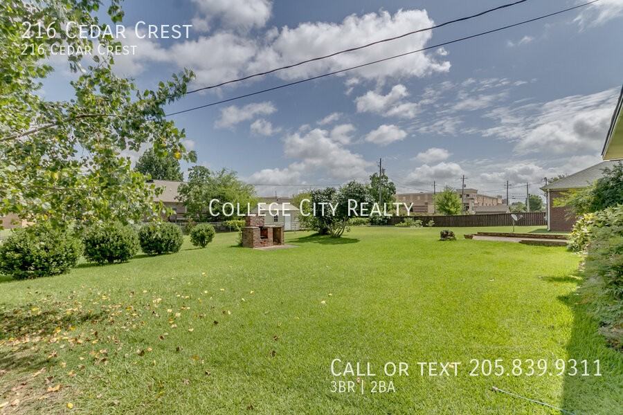 216 Cedar Crst - Photo 7 of 32