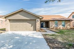 220 Cambridge Dr - Photo 1 of 1