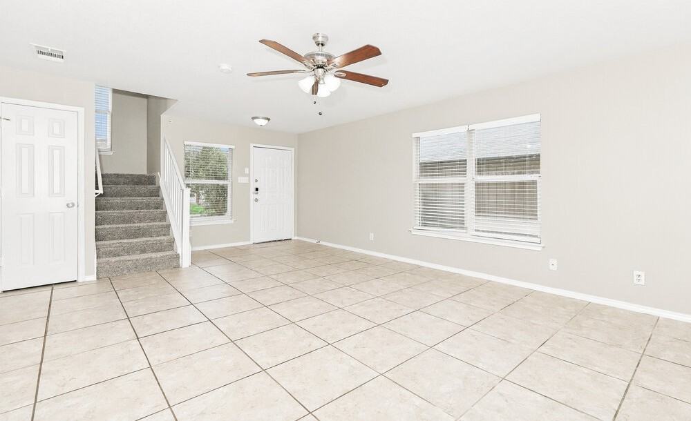 6514 Highland Grass - Photo 5 of 17