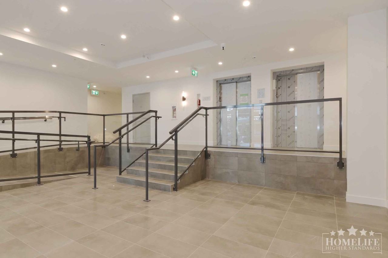 13760 75a Ave - Photo 2 of 22