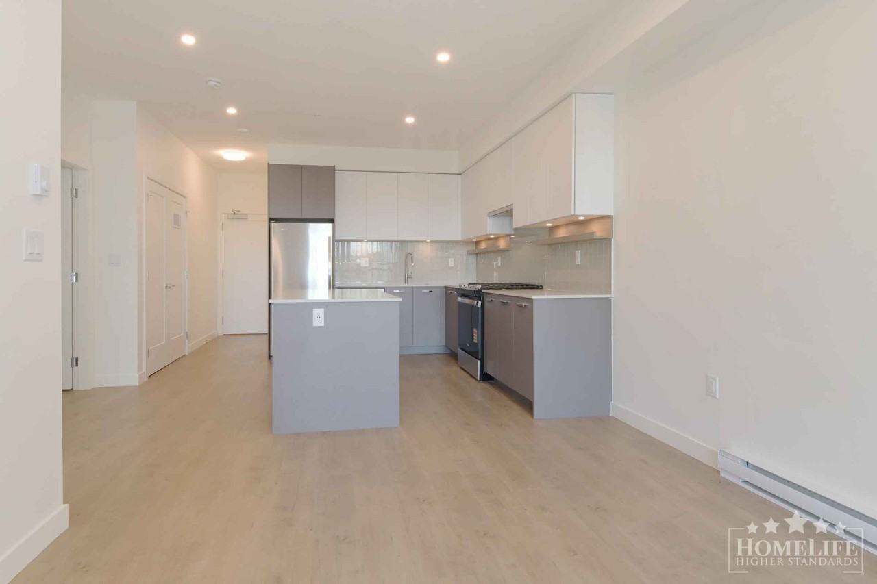 13760 75a Ave - Photo 5 of 22