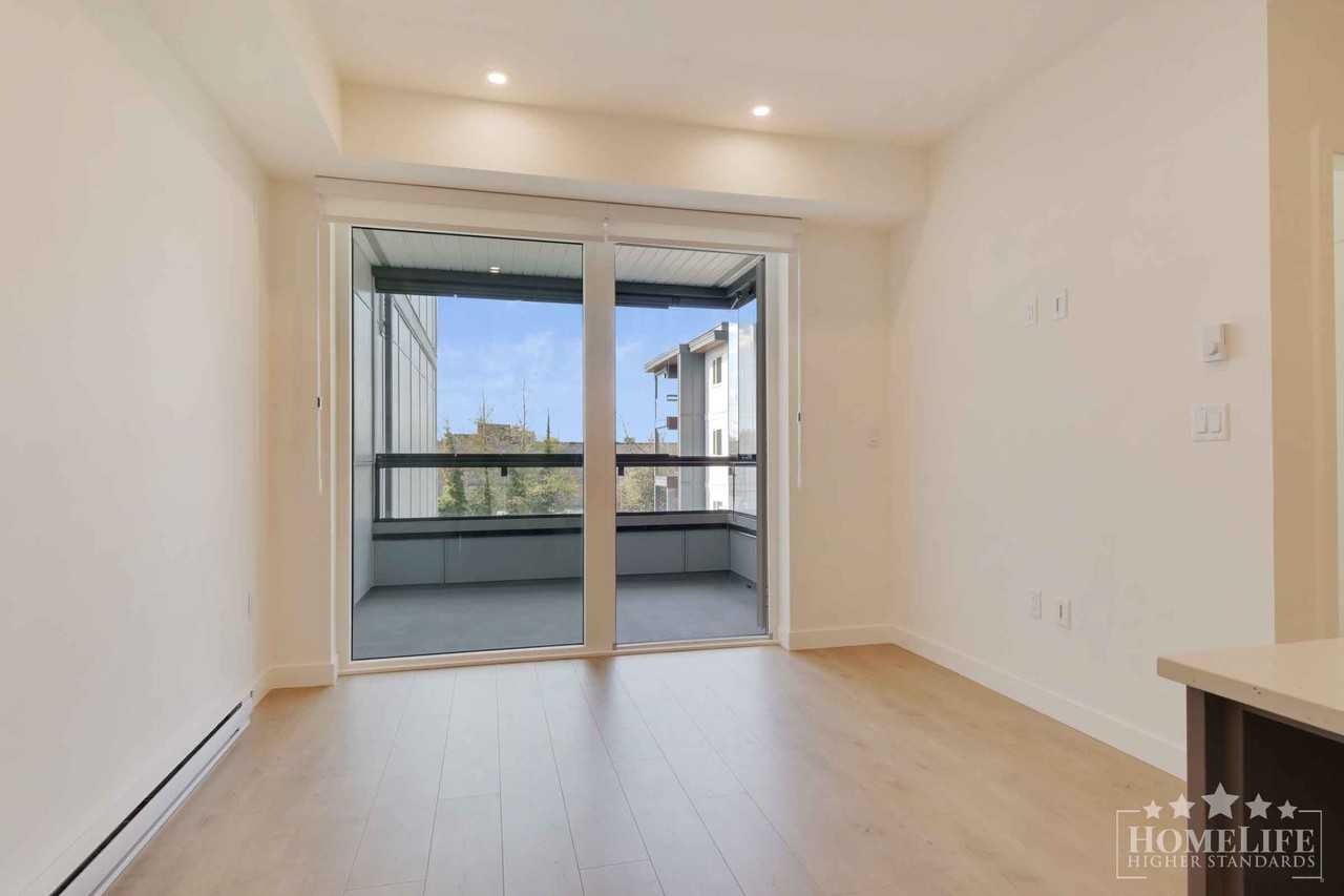 13760 75a Ave - Photo 6 of 22