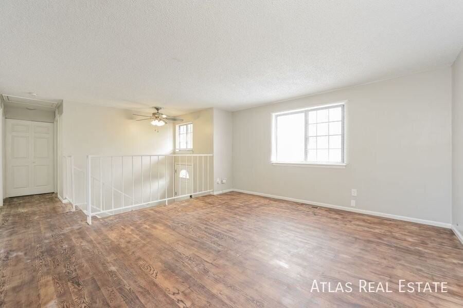 4099 Woodglen Blvd - Photo 3 of 22