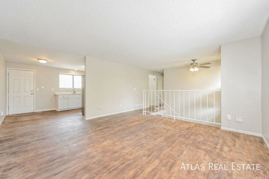 4099 Woodglen Blvd - Photo 4 of 22
