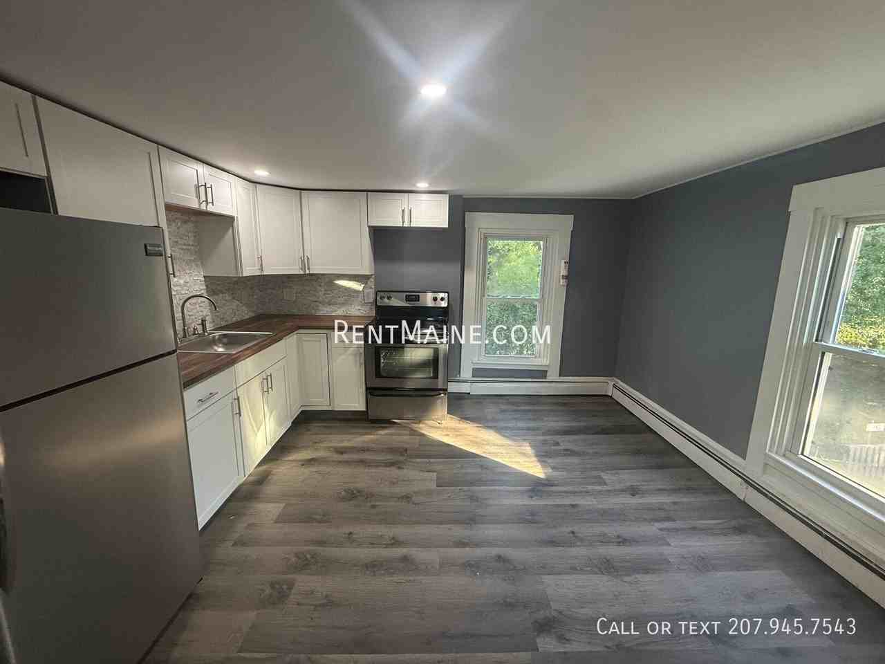 190 3rd St #2A - Photo 3 of 18
