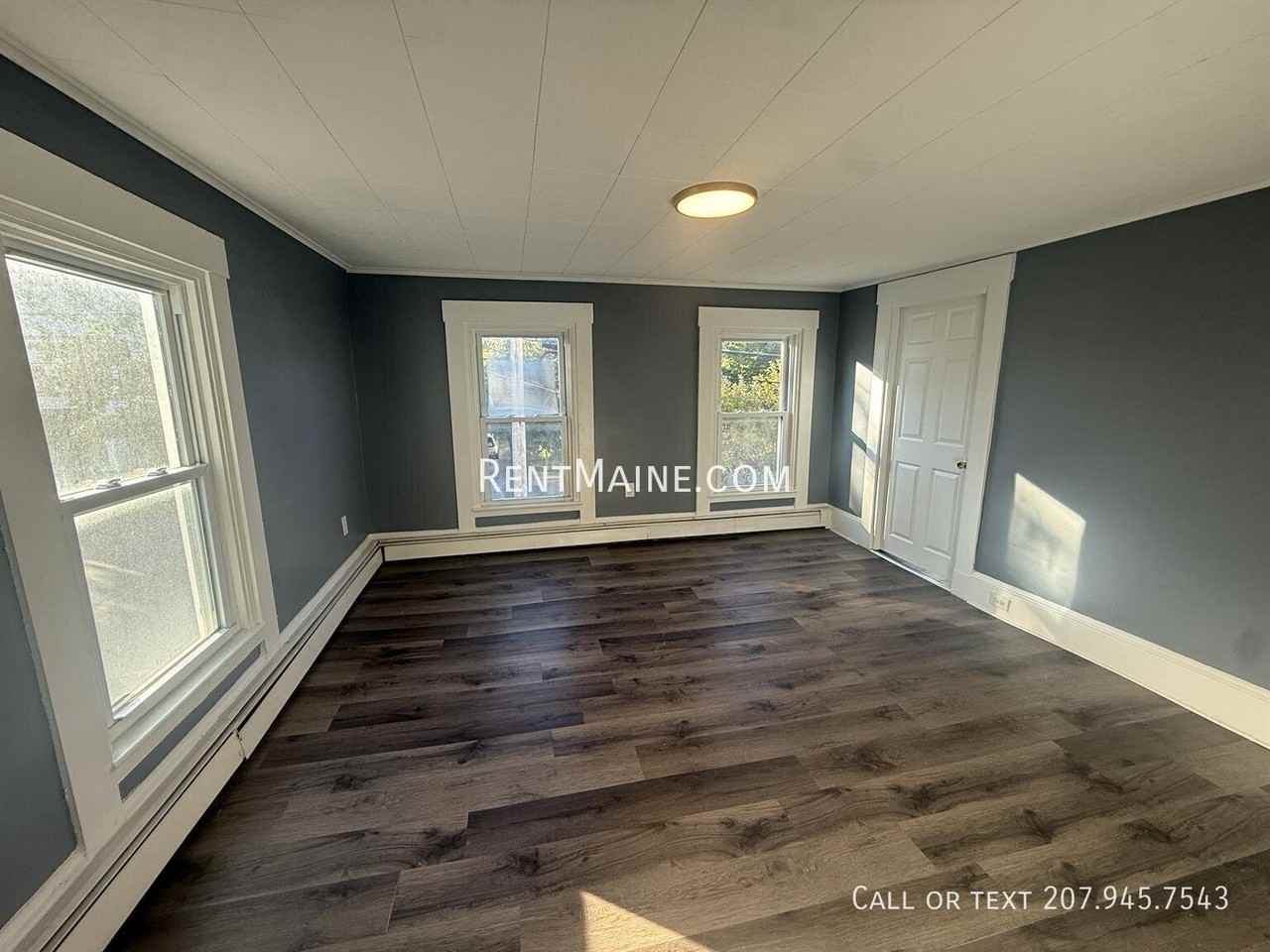 190 3rd St #2A - Photo 4 of 18