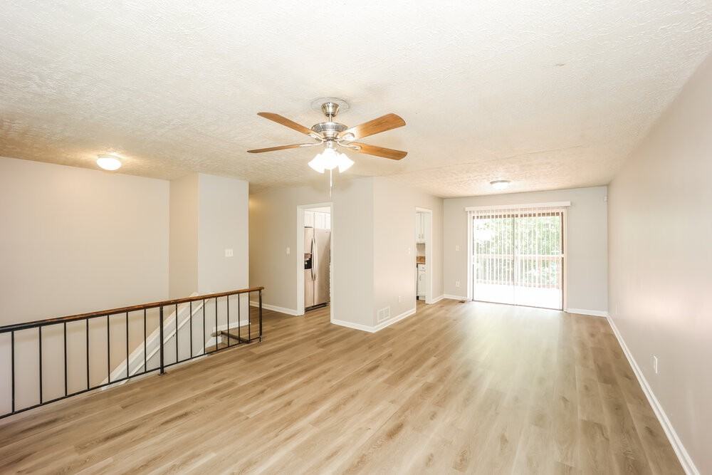 5140 Oakdale Dr - Photo 4 of 17