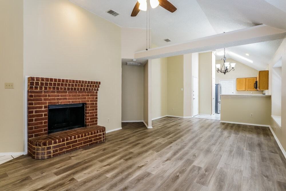 4452 Sierra Dr - Photo 5 of 16