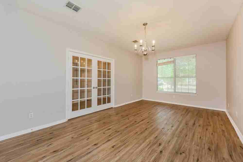 3608 Pendery Ln - Photo 6 of 17