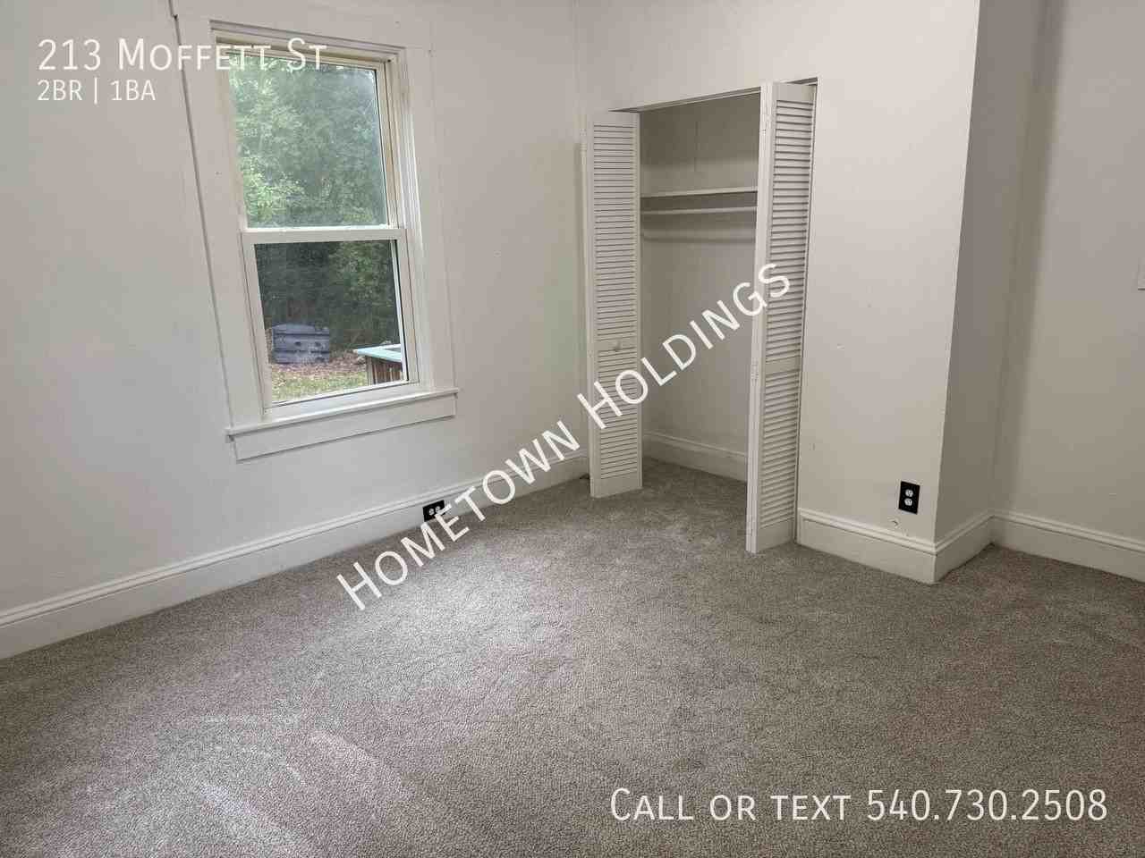 213 Moffett St - Photo 5 of 10