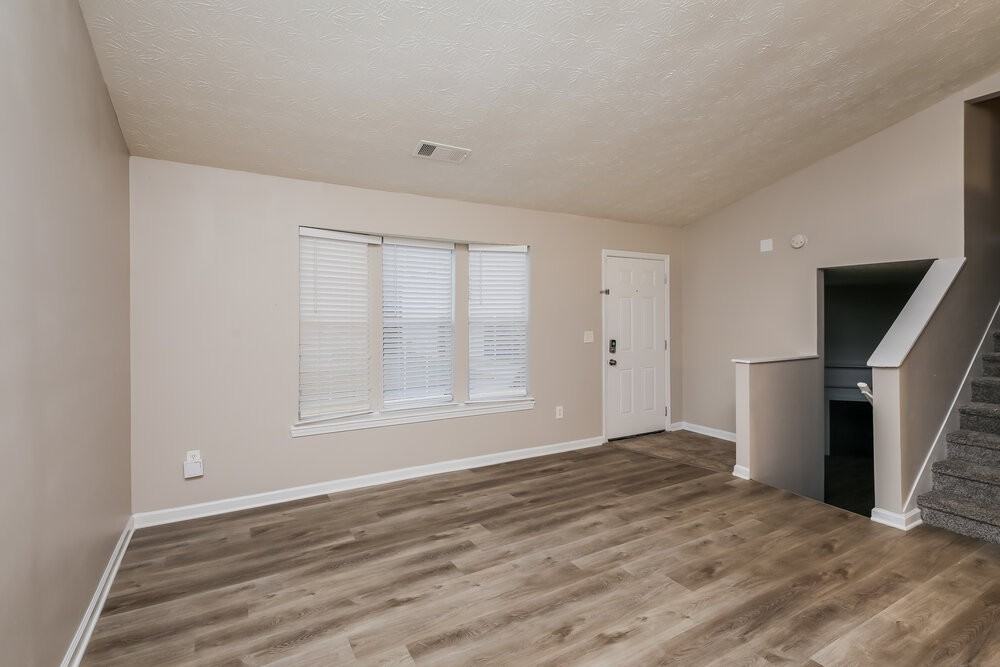1434 Diamond Ky - Photo 5 of 18