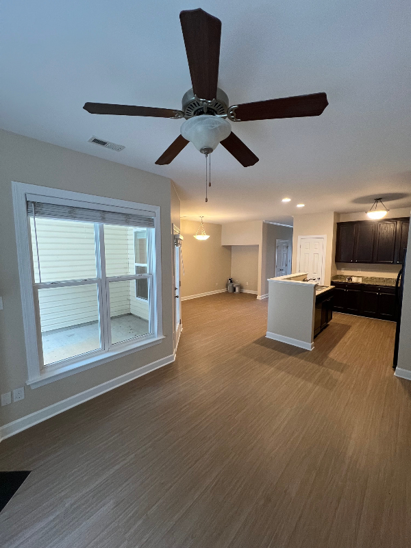 1905 Fieldhouse Ave - Photo 7 of 16
