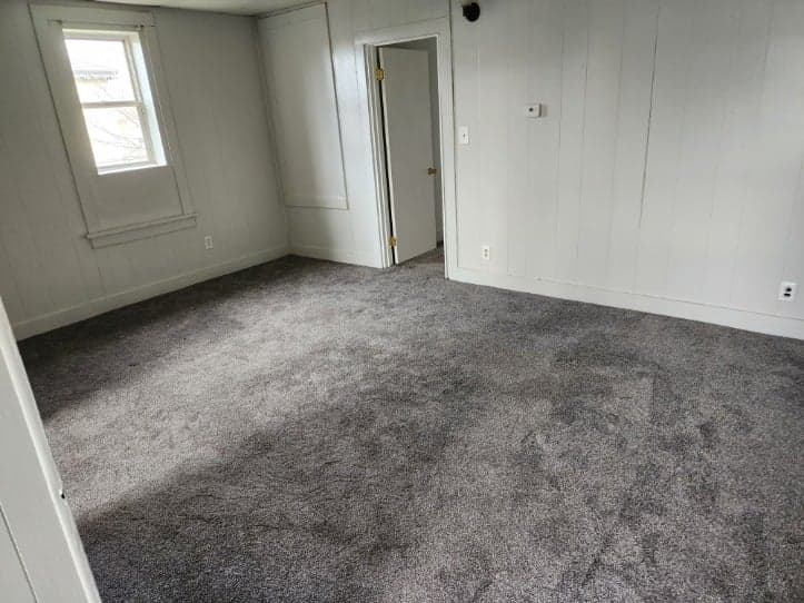1 E Hickory St #4 - Photo 2 of 9