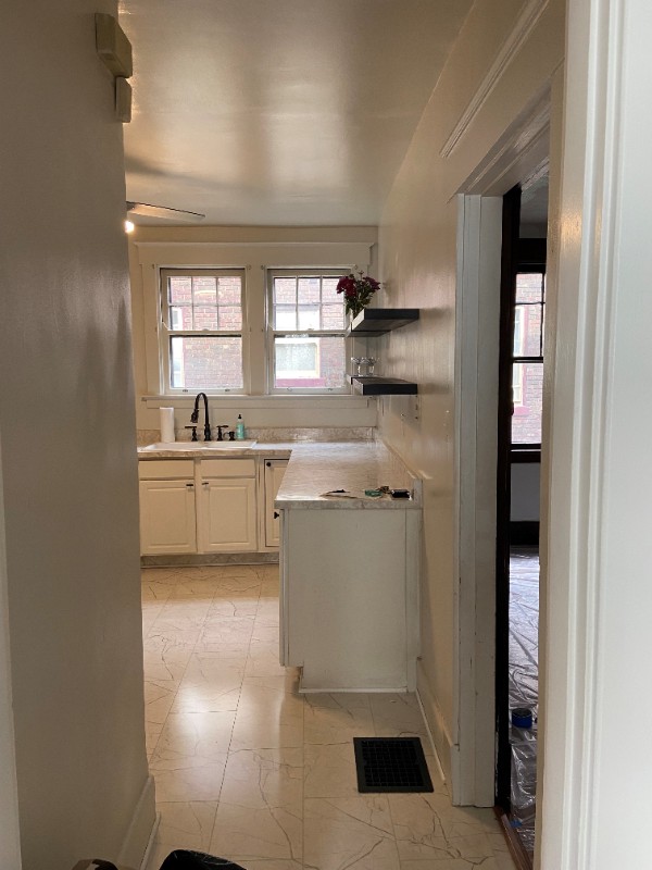 550 Rose Hill Ave #1 - Photo 4 of 10