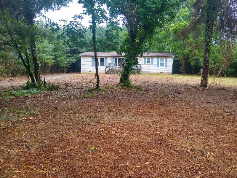 2760 Vine Rd - Photo 2 of 28