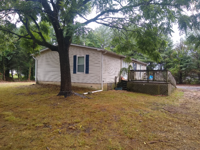 2760 Vine Rd - Photo 6 of 28