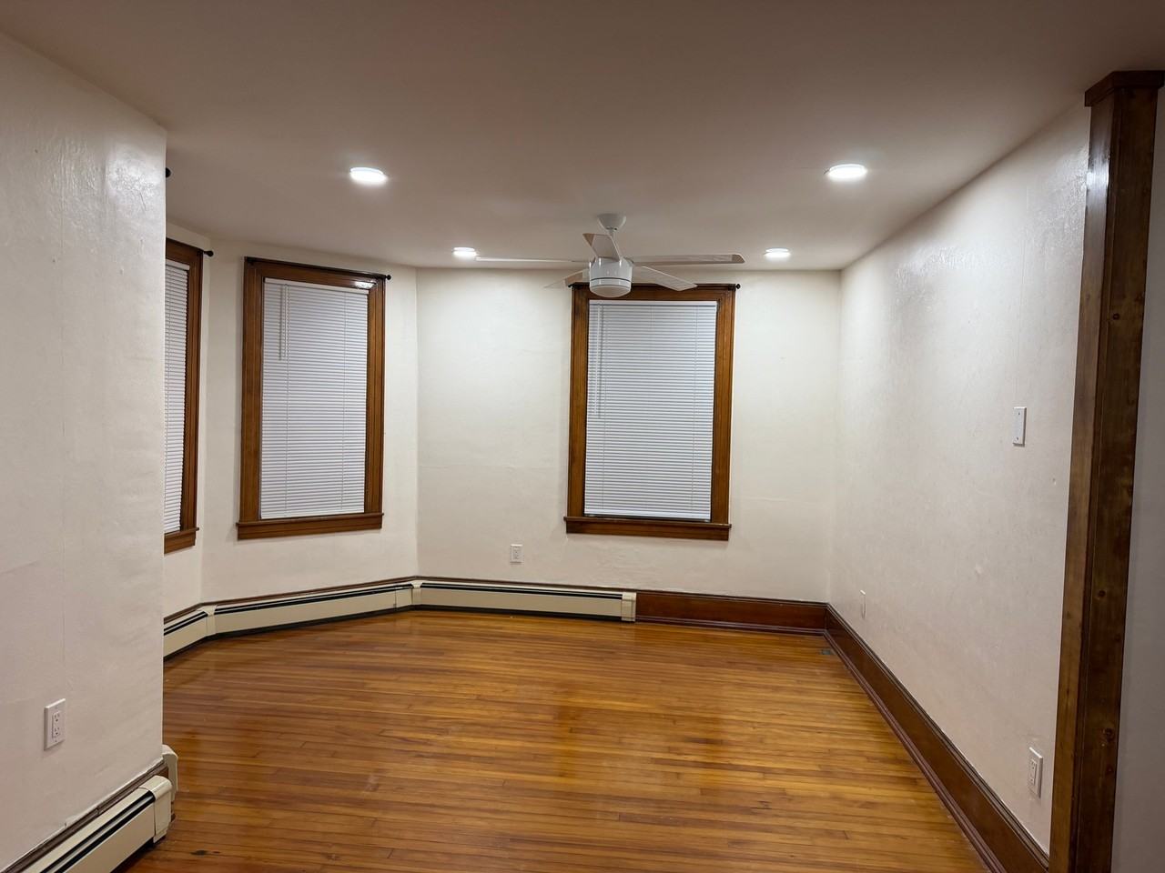 57 Russell St #59 - Photo 5 of 7