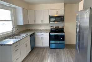 featured image of 230 N 3rd St