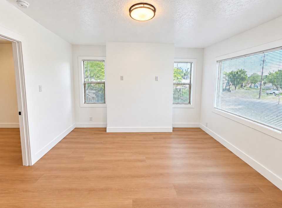 16 Nw #4 - Photo 6 of 12