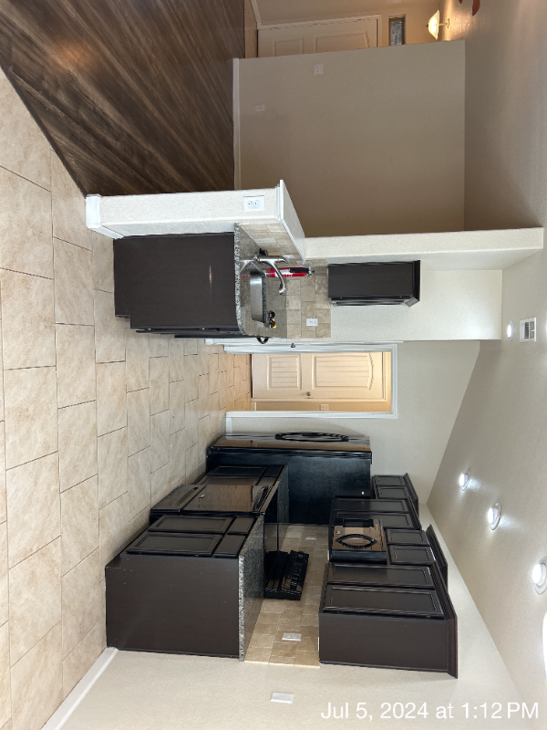 7406 Sinclair St - Photo 3 of 13