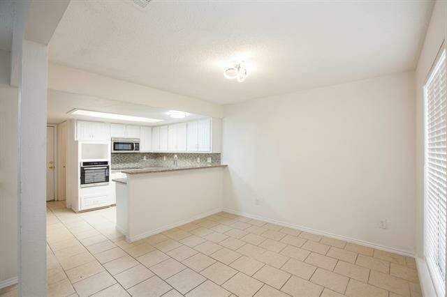 12501 Hornbeam Dr - Photo 7 of 20