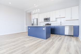 2402 W Carmen Ave #3 - Photo 1 of 1