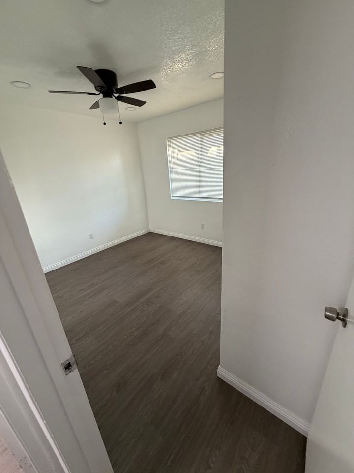 8740 Lomita Dr #B - Photo 5 of 6