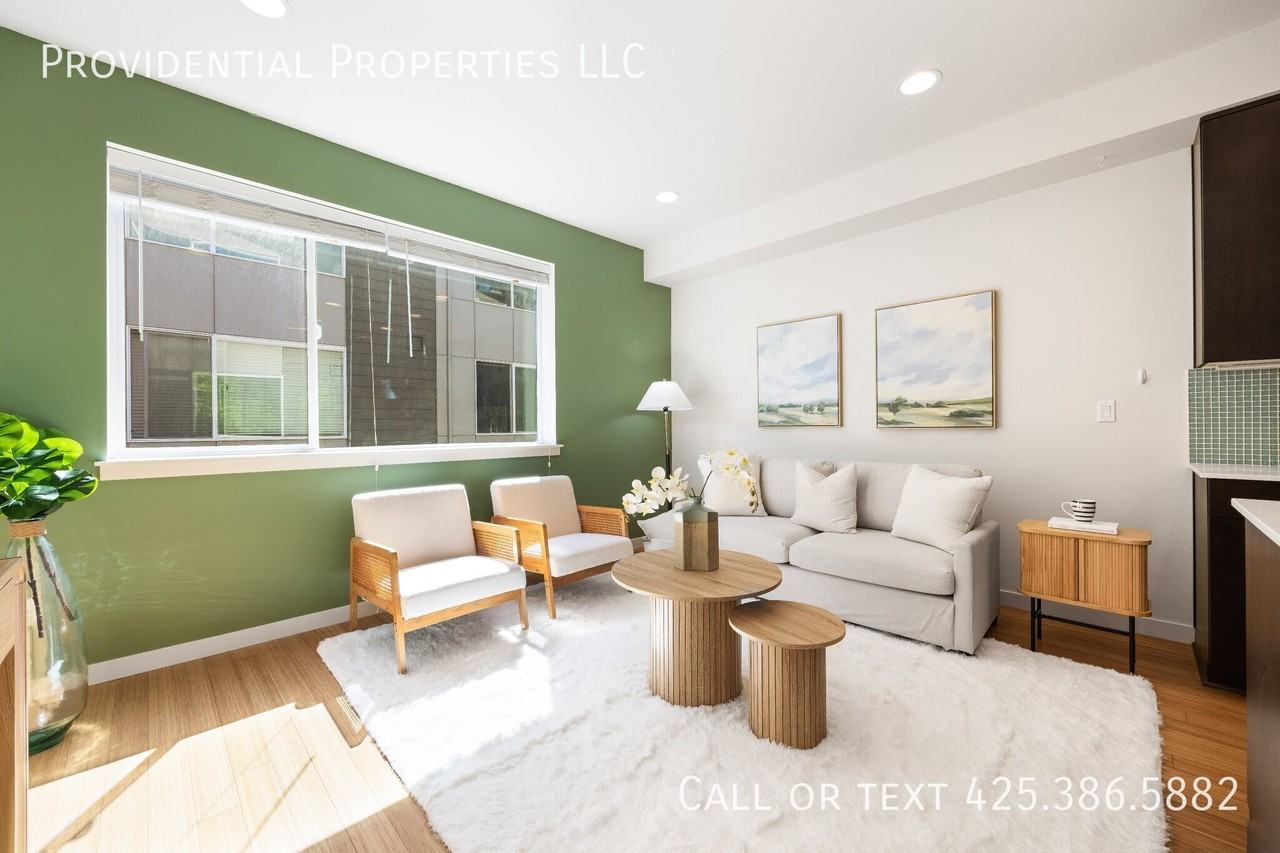 2705 S Charlestown St #1 - Photo 3 of 25
