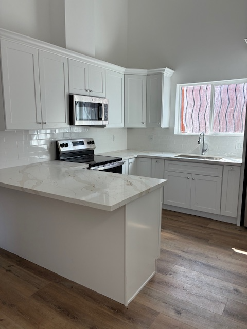 447 W 74th St - Photo 5 of 6