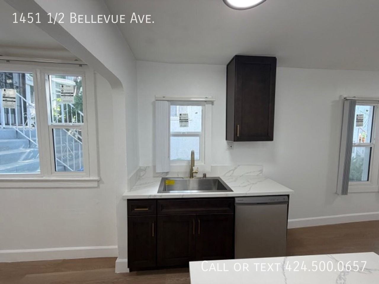 1451 1/2 Bellevue Ave - Photo 4 of 17