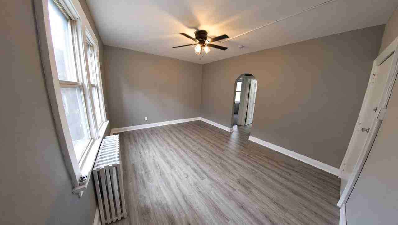 1341 Marshall St #2R - Photo 2 of 11