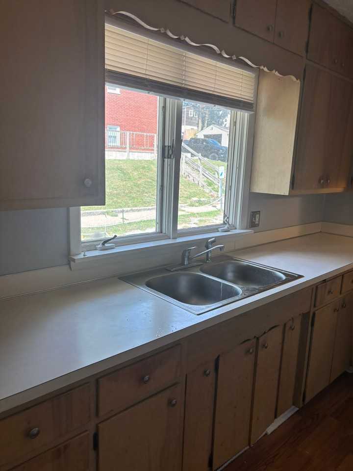 1821 13th Ave #1821 - Photo 4 of 16