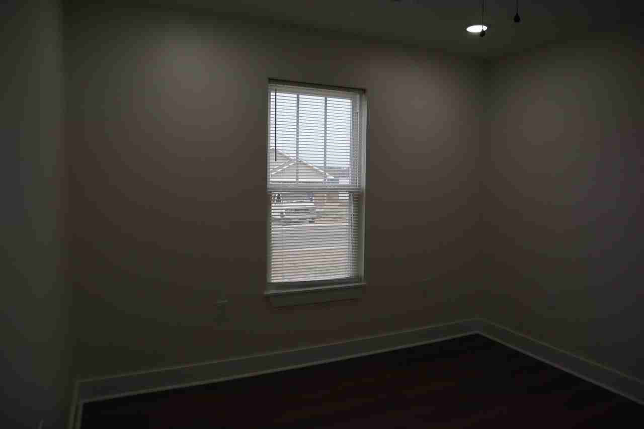 4 Tom Smith Way - Photo 7 of 19
