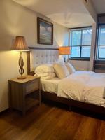 featured image of 5200 Villa View Dr #16A