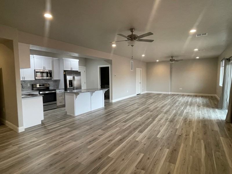 1806 N Crimson Creek Dr - Photo 5 of 14
