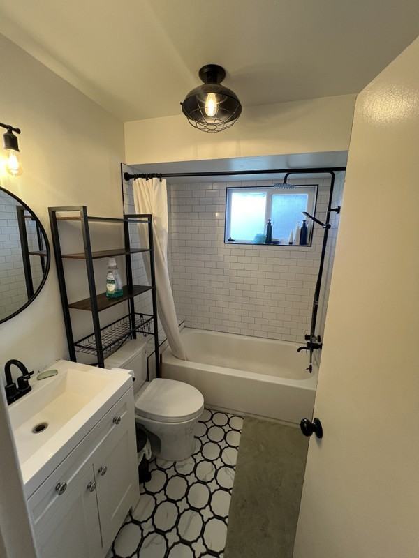 2060 E Delmont Dr - Photo 6 of 9