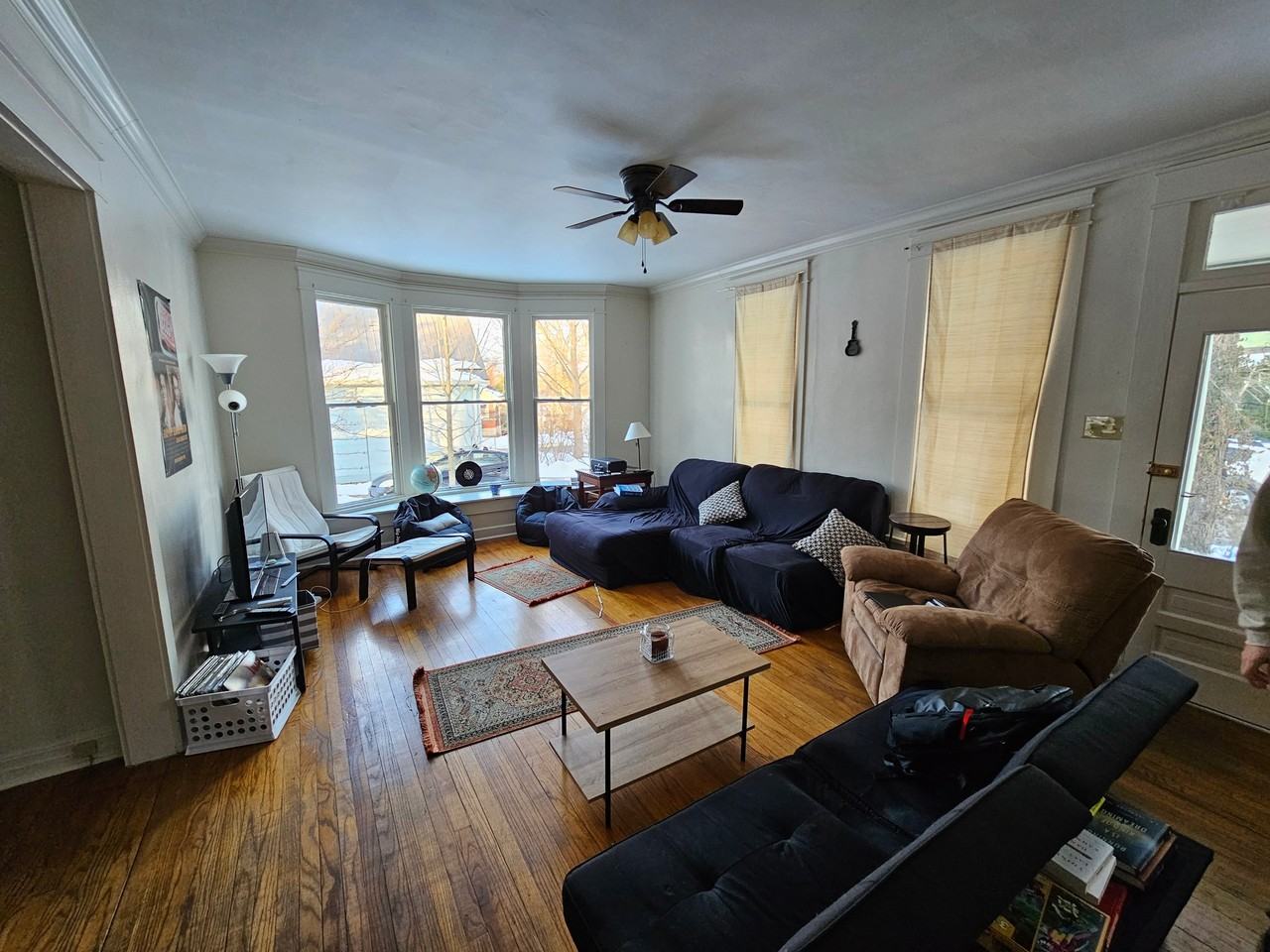 306 S Fairview St - Photo 5 of 16