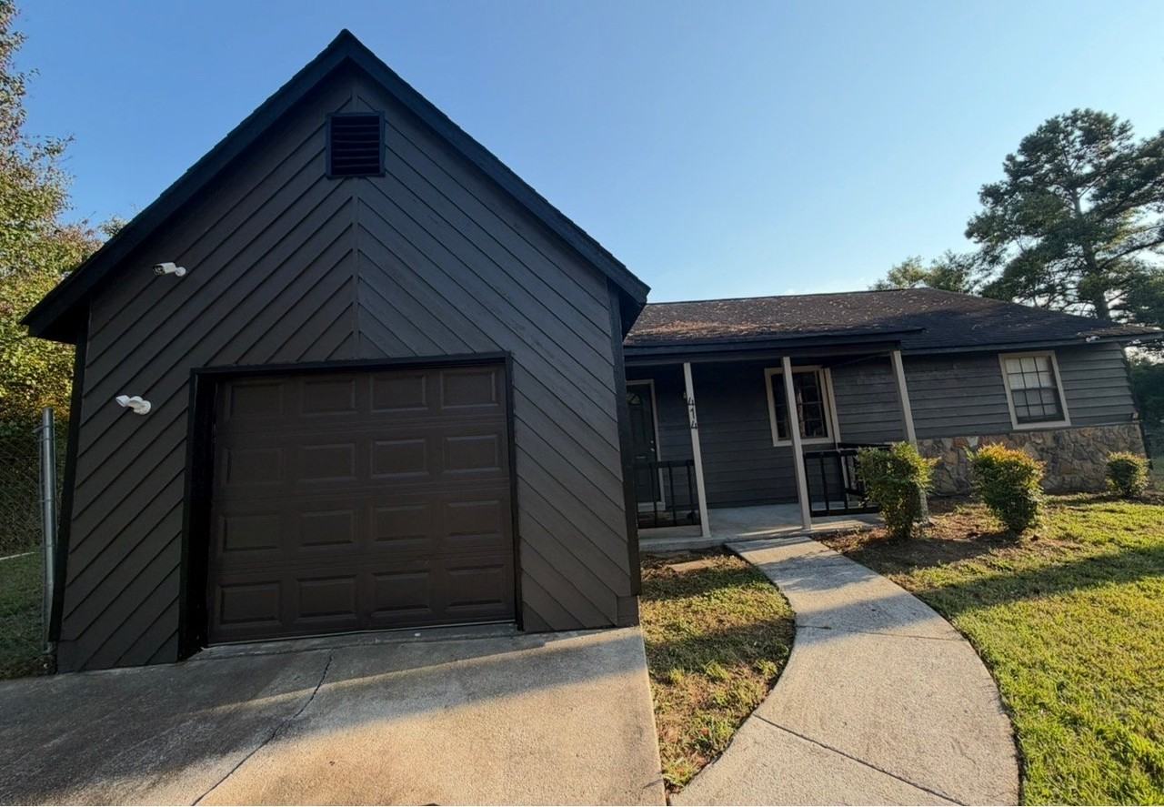 414 Crest Ct