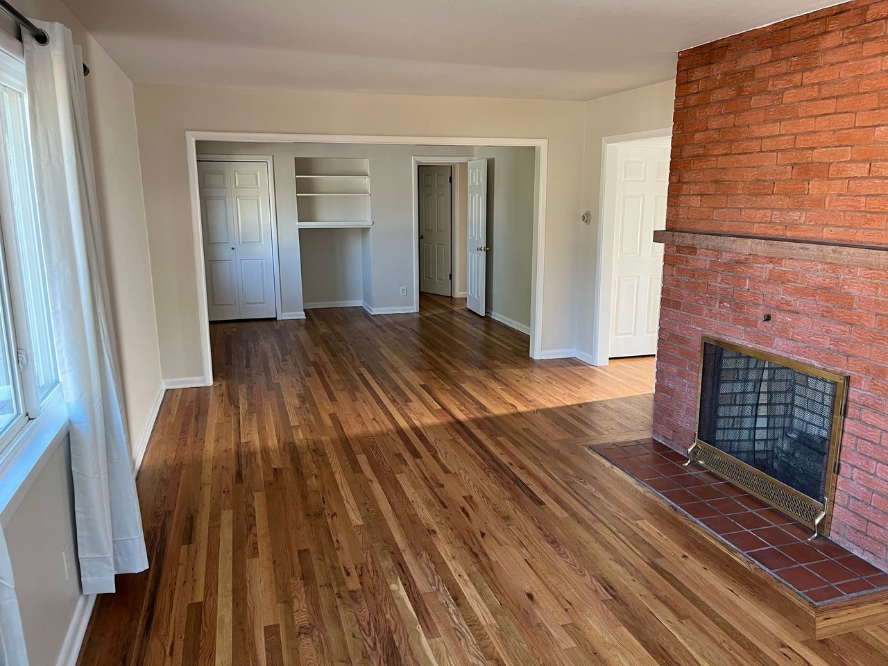1412 N Foote Ave - Photo 3 of 22