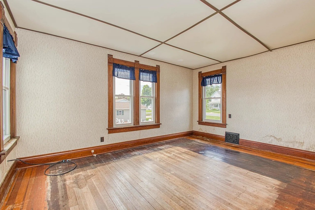 1820 17th St - Photo 3 of 12
