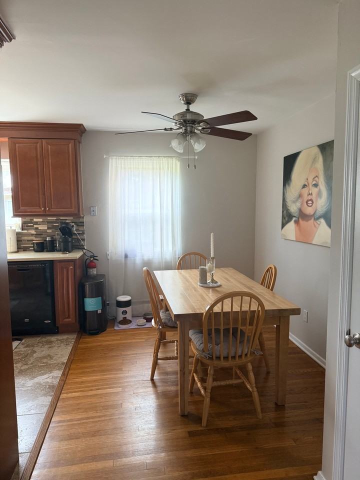 14 Rolling Ridge Rd #A - Photo 5 of 10