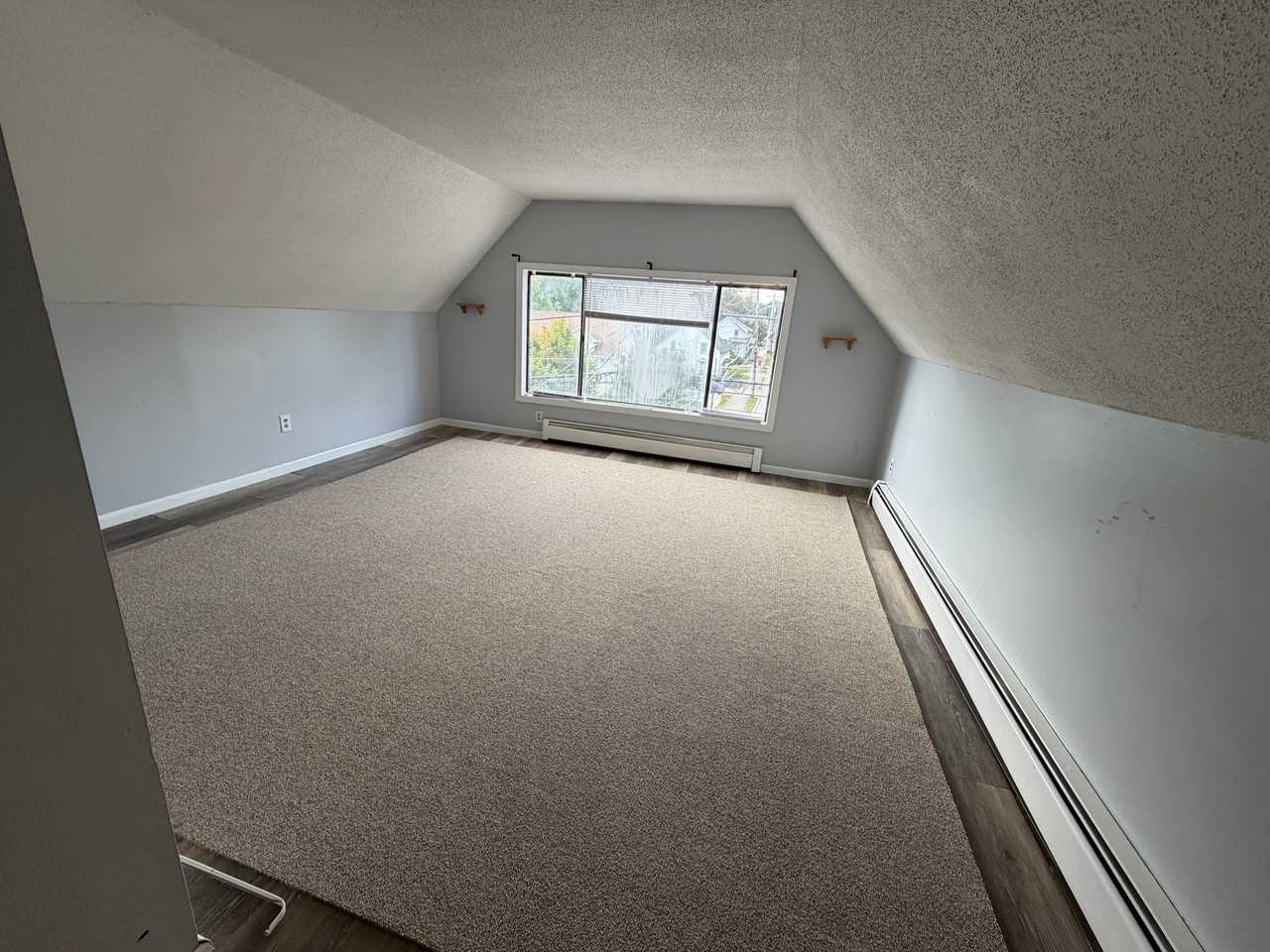 187 Center St #5 - Photo 2 of 6