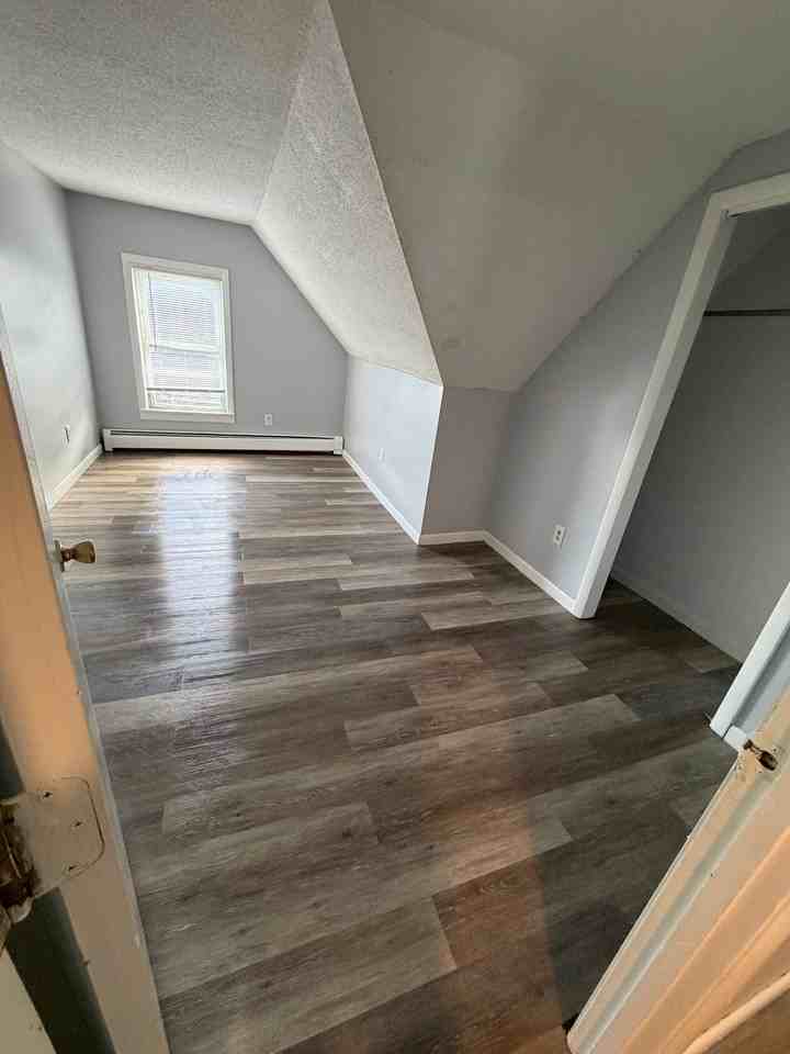 187 Center St #5 - Photo 4 of 6