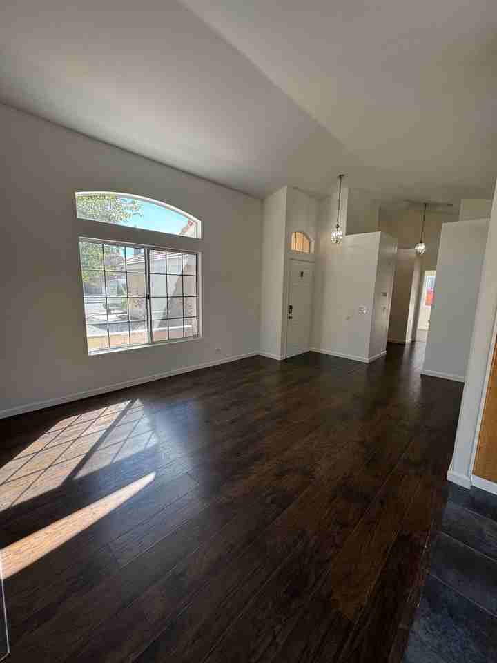 13154 Oberlin Ave - Photo 2 of 15