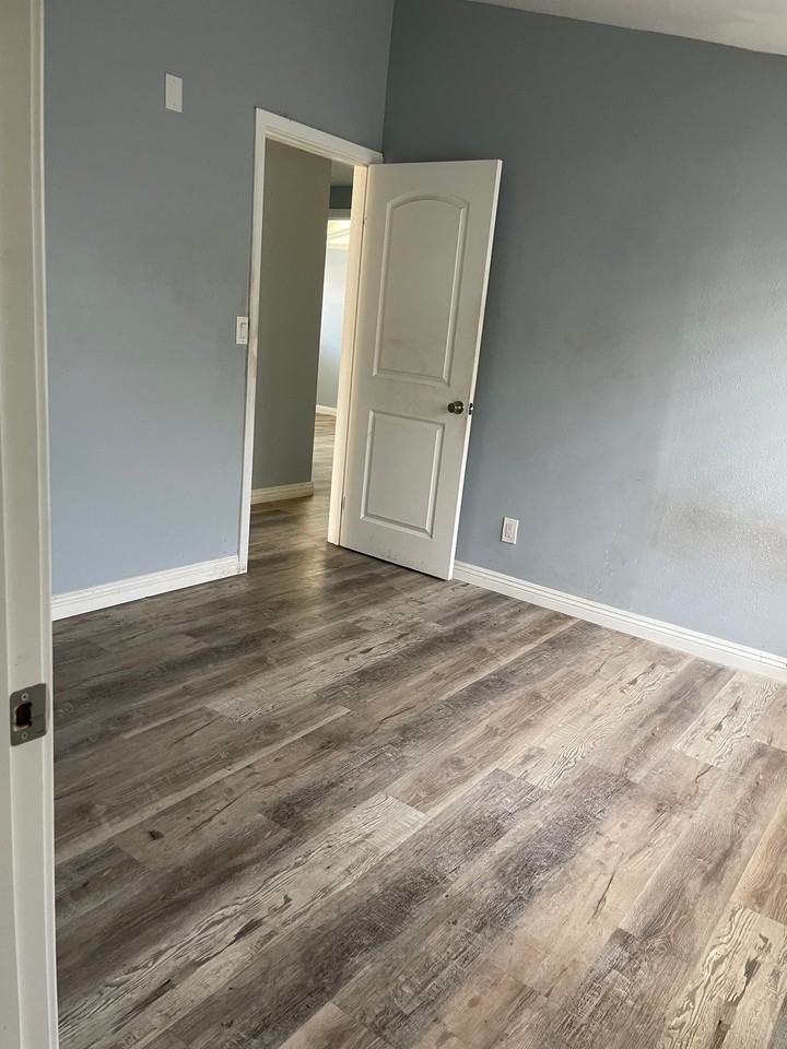 506 W Gage Ave - Photo 7 of 7