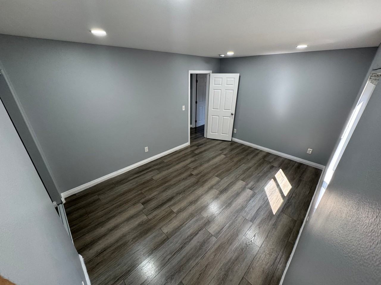 347 W 67th St #1 - Photo 4 of 8
